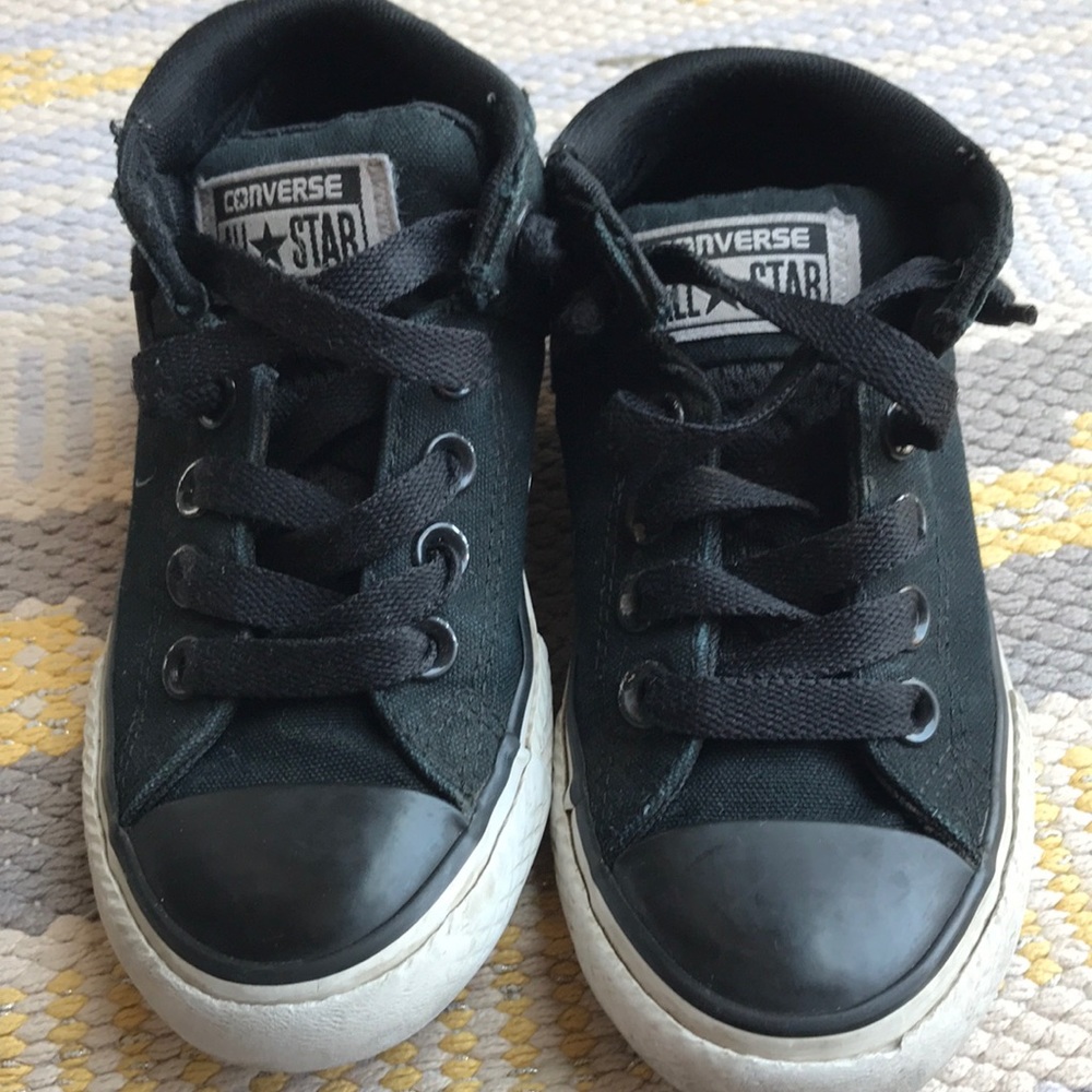 Black midtop Converse